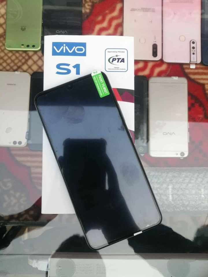 Vivo S1