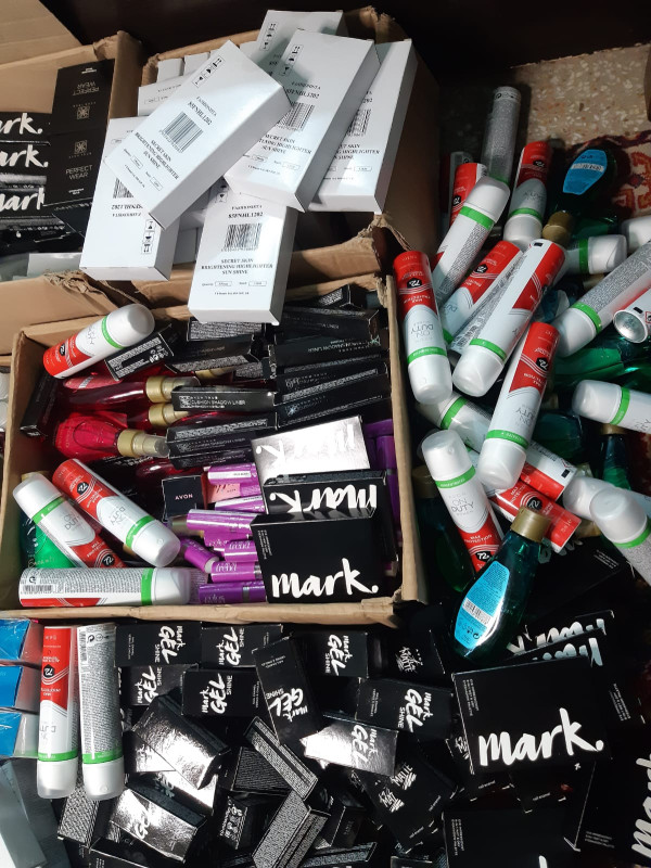 Branded Mix Cosmetics