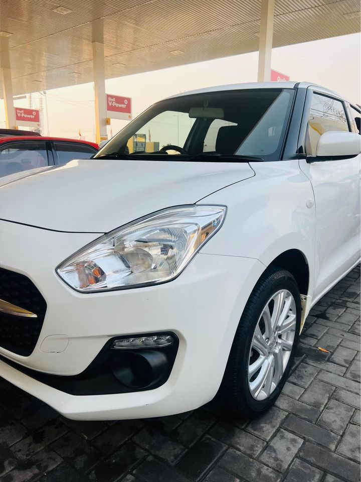 Suzuki Swift 2022 Bumper to bumper geniune first owner